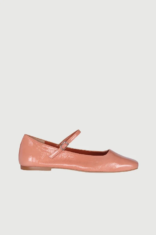 Julieta Mary Janes in Blush-coloured Patent Leather