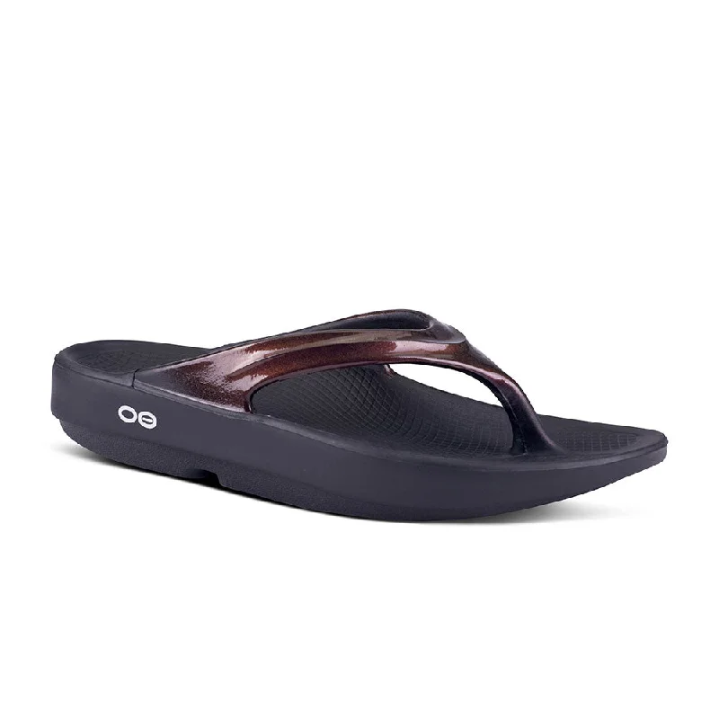 Oofos OOlala Luxe Thong Sandal