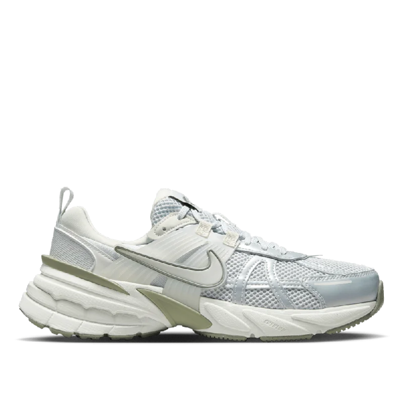 Nike Women's V2K Run Shoes