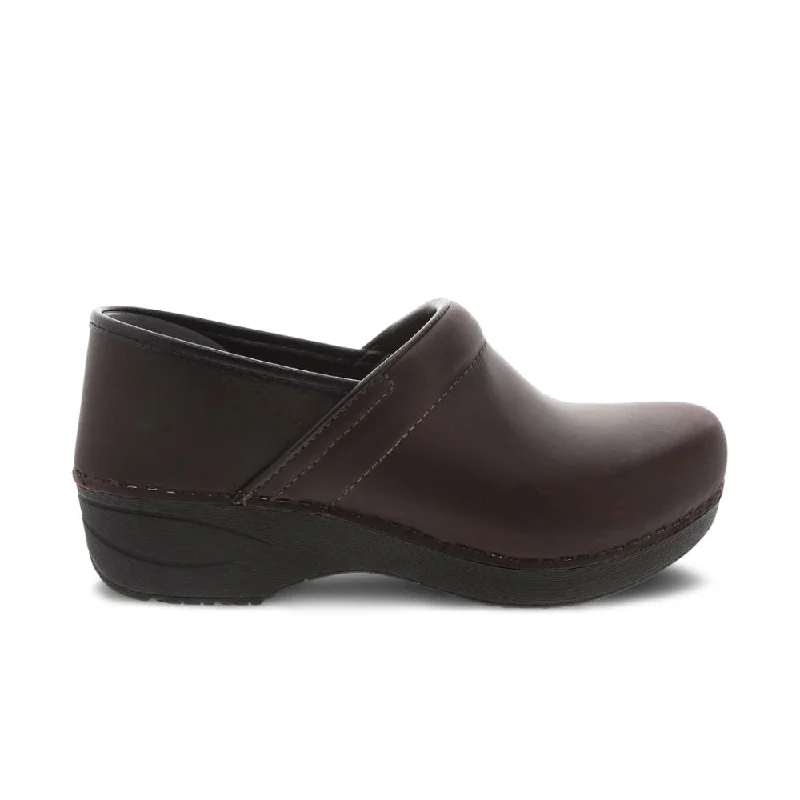 Dansko Women's XP 2.0 Clog - Brown Waterproof